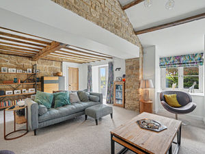 Sitting Room- click for photo gallery